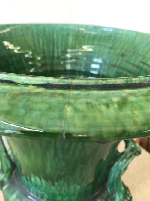 AN UNUSAL LARGE GREEN GLAZED CAMPANA URN CIRCA 1870 - ADDITIONAL PHOTO 8