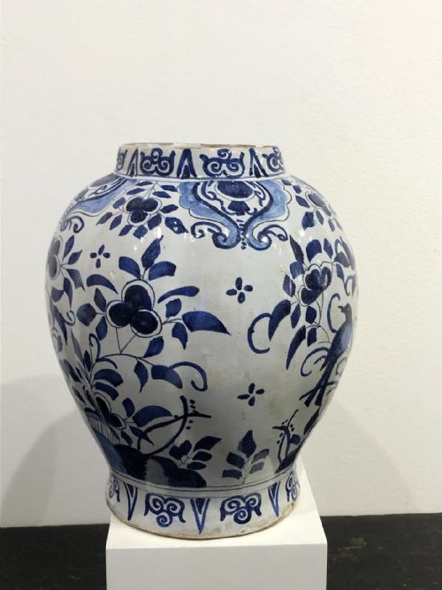 early delft vase in blue and white circa 177080 - CATEGORY: ANTIQUE VASES - DATED GEORGIAN