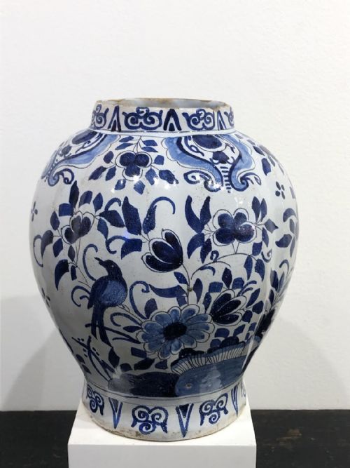 EARLY DELFT VASE IN BLUE AND WHITE CIRCA 177080 - ADDITIONAL PHOTO 5