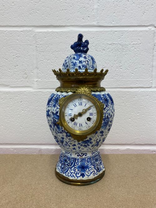 DELFT CLOCK WITH LID