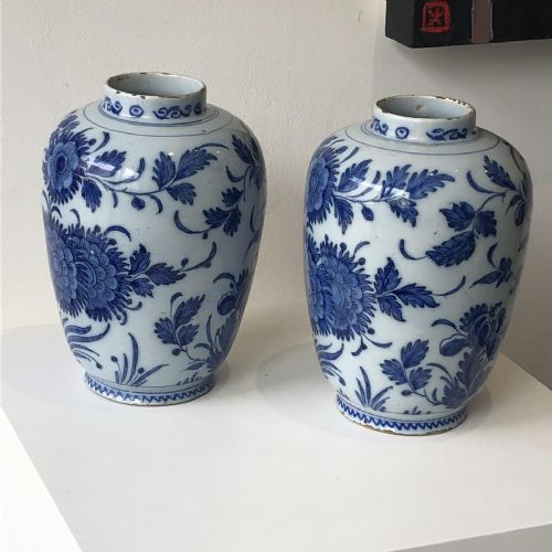 PR OF LATE 17TH CENTURY OF DELFT VASES - ADDITIONAL PHOTO 2