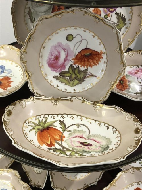 AN EXCEPTIONAL SPODE FELSPAR PORCELAIN DESSERT SERVICE CIRCA 1825 - ADDITIONAL PHOTO 9