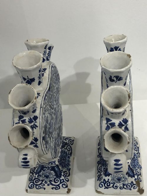 RARE PAIR OF DUTCH DELFT TULIPIERES 17901810 - ADDITIONAL PHOTO 4