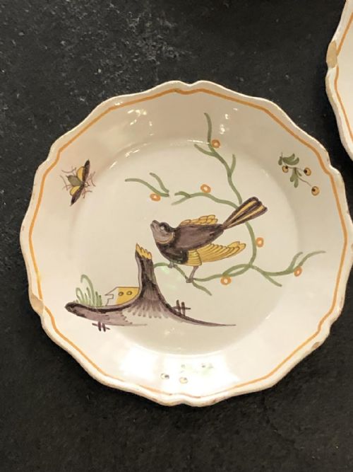 SET OF 5 FRENCH FAIENCE BIRD PLATES 18TH CENTURY - ADDITIONAL PHOTO 2