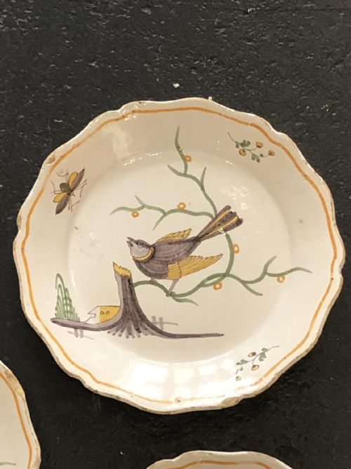 SET OF 5 FRENCH FAIENCE BIRD PLATES 18TH CENTURY - ADDITIONAL PHOTO 5