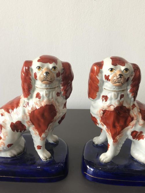 PR OF RARE STAFFORDSHIRE SPANIELS ON BLUE BASES 1845 - ADDITIONAL PHOTO 1