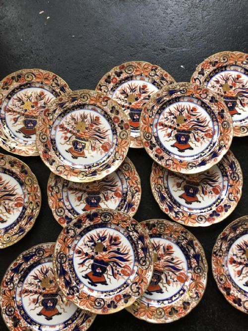 set of 12 coalport porcelain imari pattern dessert plates 1820's - CATEGORY: ANTIQUE PLATES - DATED REGENCY