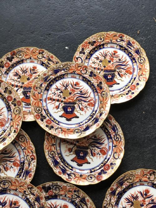 SET OF 12 COALPORT PORCELAIN IMARI PATTERN DESSERT PLATES 1820'S - ADDITIONAL PHOTO 4