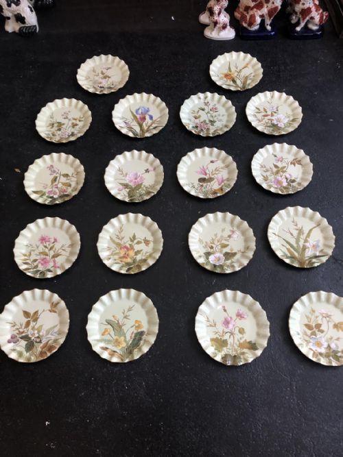 A LARGE PORCELAIN DESSERT SERVICE BY BODLEY 186570 - ADDITIONAL PHOTO 2