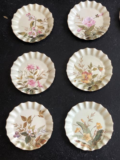 A LARGE PORCELAIN DESSERT SERVICE BY BODLEY 186570 - ADDITIONAL PHOTO 3