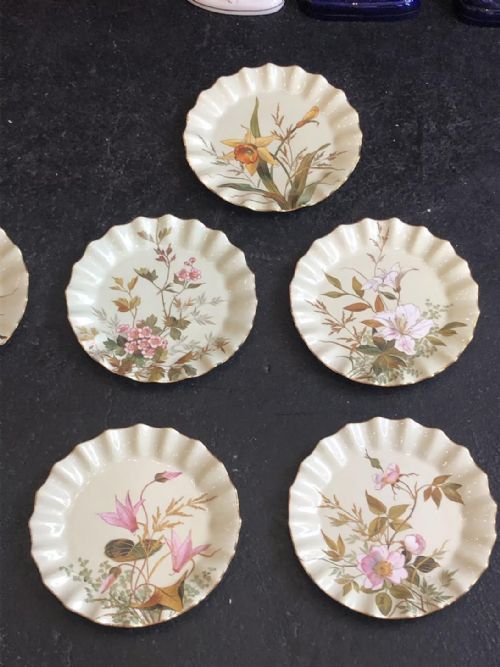 A LARGE PORCELAIN DESSERT SERVICE BY BODLEY 186570 - ADDITIONAL PHOTO 5