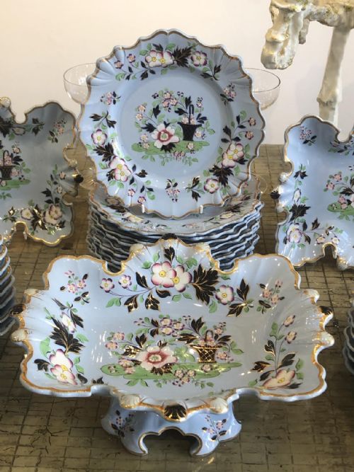 AN EXCEPTIONAL BLUE DRAB AND ENAMELLED DESSERT SERVICE RIDGWAY 1840 - ADDITIONAL PHOTO 3