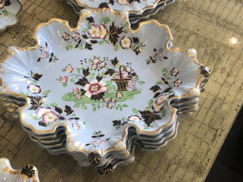 AN EXCEPTIONAL BLUE DRAB AND ENAMELLED DESSERT SERVICE RIDGWAY 1840 - ADDITIONAL PHOTO 6