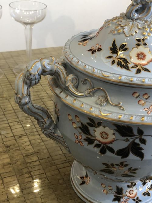 AN INCREDIBLY RARE RIDGWAY ICE PAIL IN BLUE DRAB WITH ENAMELLED FLOWERS CIRCA 1845 - ADDITIONAL PHOTO 3