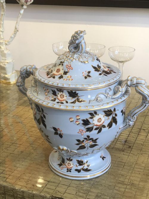 AN INCREDIBLY RARE RIDGWAY ICE PAIL IN BLUE DRAB WITH ENAMELLED FLOWERS CIRCA 1845 - ADDITIONAL PHOTO 4