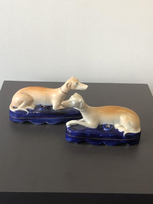 PR OF LARGE STAFFORDSHIRE GREYHOUND PEN HOLDERS CIRCA 1850 - ADDITIONAL PHOTO 3