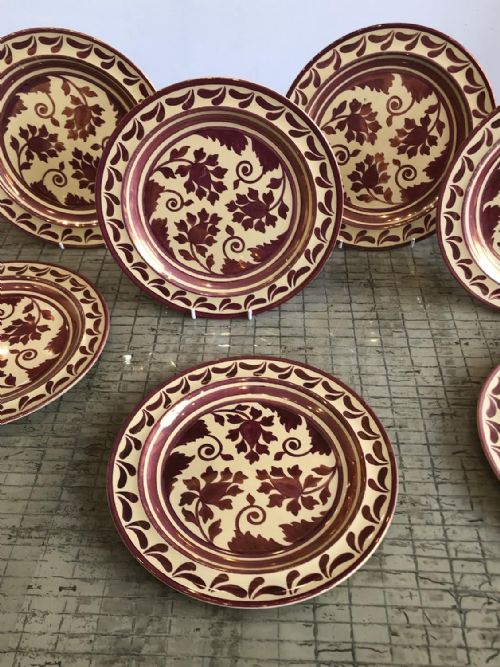 A RARE SET OF 7 WEDGWOOD DRAB WARE PLATES WITH LUSTRE DECORATION 1920'S - ADDITIONAL PHOTO 1