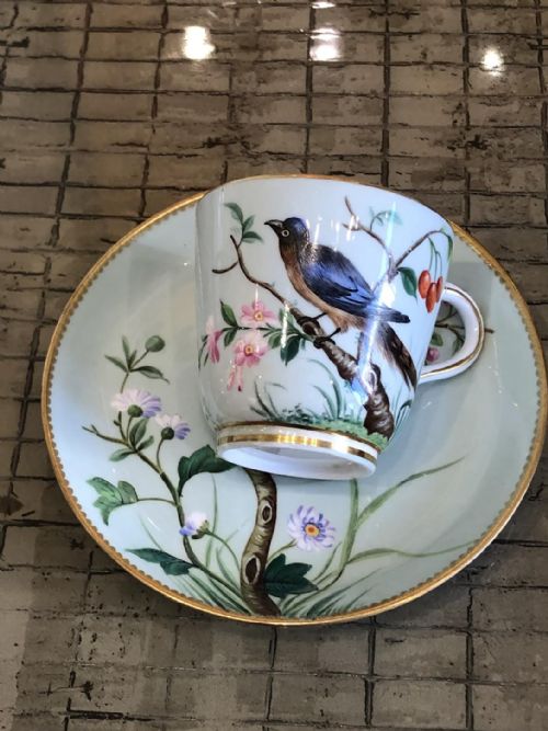 minton cup and saucer decorated with handpainted birds 186070 - CATEGORY: ANTIQUE CUPS - DATED VICTORIAN