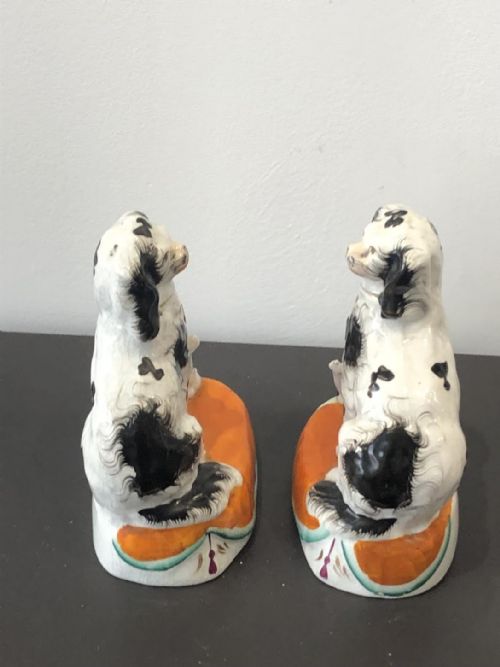 UNUSUAL PR OF STAFFORDSHIRE DOGS WITH PUPPIES ORANGE CUSHIONS 185060 - ADDITIONAL PHOTO 5
