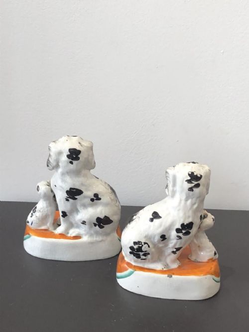 UNUSUAL PR OF STAFFORDSHIRE DOGS WITH PUPPIES ORANGE CUSHIONS 185060 - ADDITIONAL PHOTO 7