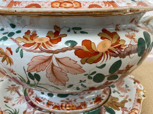 LARGE HICKS AND MEIGH IRONSTONE SOUP TUREEN ON STAND CIRCA 1820 - ADDITIONAL PHOTO 3