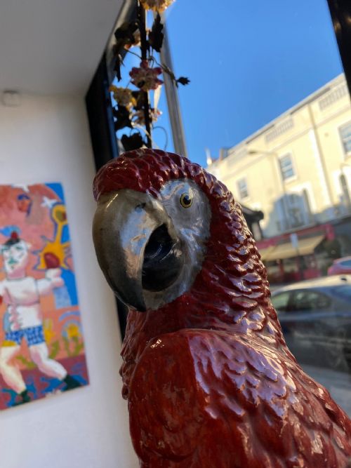 EXTREMELY RARE PORCELAIN PARROT ON HOOP CIRCA 1870 - ADDITIONAL PHOTO 9