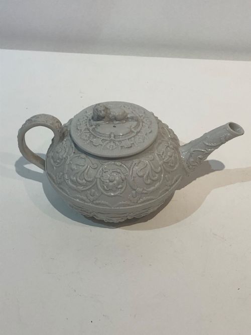 small salt glazed wedgwood teapot circa 18101815 - CATEGORY: ANTIQUE CERAMICS - DATED REGENCY
