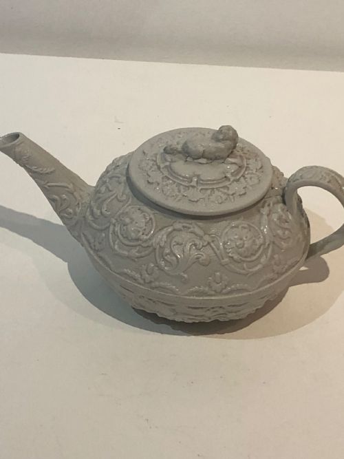 SMALL SALT GLAZED WEDGWOOD TEAPOT CIRCA 18101815 - ADDITIONAL PHOTO 3