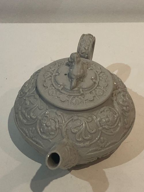 SMALL SALT GLAZED WEDGWOOD TEAPOT CIRCA 18101815 - ADDITIONAL PHOTO 4