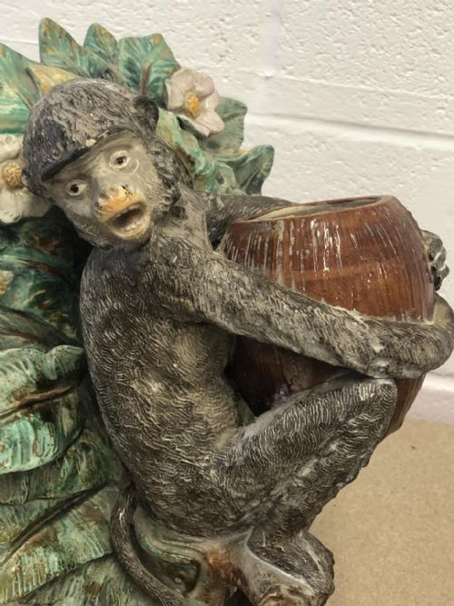 CONTINENTAL TERRACOTTA MONKEY WALL POCKET 1870 - ADDITIONAL PHOTO 2