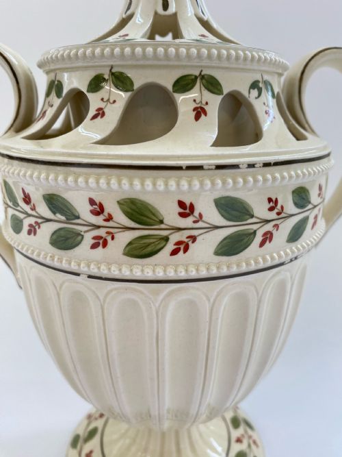 AN EXTREMELY RARE WEDGWOOD CREAMWARE FLOWER HOLDER CIRCA 17901820 - ADDITIONAL PHOTO 4