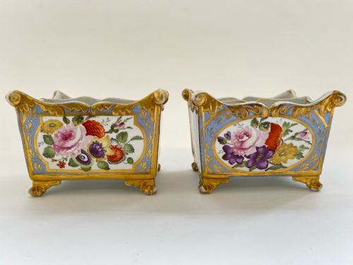 A RARE PAIR OF UNUSUALLY COLOURED AND HANDPAINTED OF MASON IRONSTONE LETTER RACKS 18131820 - ADDITIONAL PHOTO 6