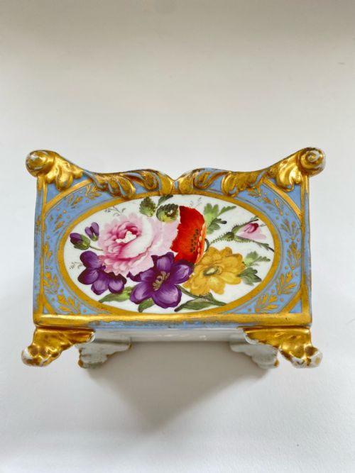 A RARE PAIR OF UNUSUALLY COLOURED AND HANDPAINTED OF MASON IRONSTONE LETTER RACKS 18131820 - ADDITIONAL PHOTO 8