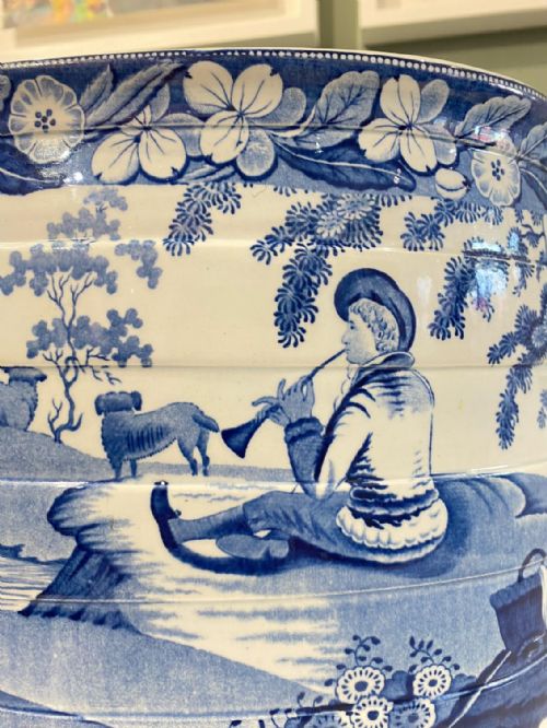 PIPING SHEPHERD PATTERN BLUE AND WHITE TRANSFER FOOTBATH 1820 - ADDITIONAL PHOTO 3