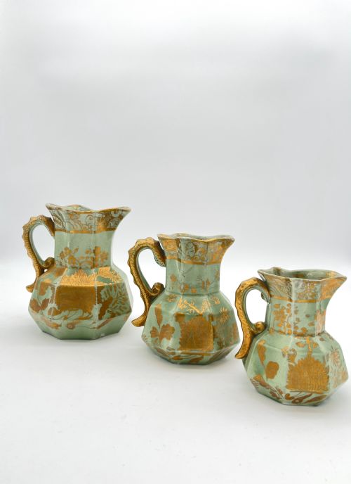 EXTREMELY RARE SET OF MASONS JUGS - ADDITIONAL PHOTO 1