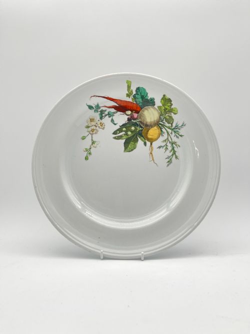 A BEAUTIFUL 1870S MINTON CREAMWARE BODY OF PLATTER AND PLATES WITH VEGETABLES PATTERNS - ADDITIONAL PHOTO 2