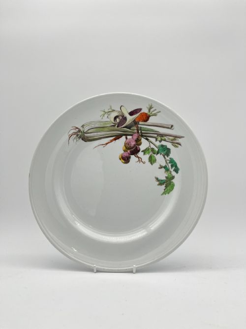 A BEAUTIFUL 1870S MINTON CREAMWARE BODY OF PLATTER AND PLATES WITH VEGETABLES PATTERNS - ADDITIONAL PHOTO 15