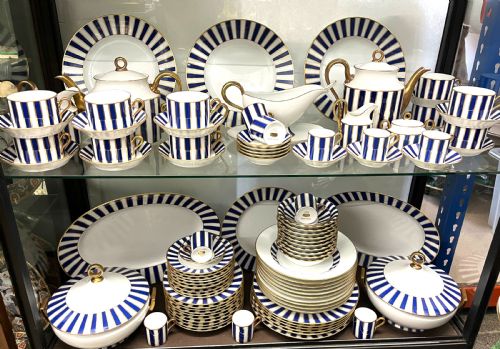 A Sensational Richard Ginori Dinner Service Designed by Claudio La Viola 1990