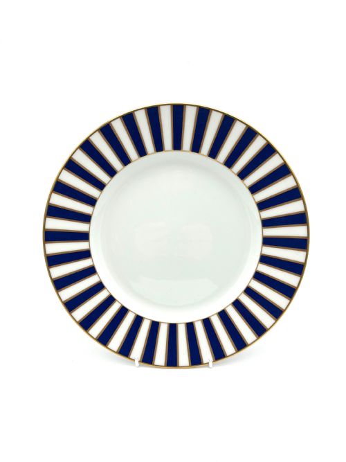 fig 2. A sensational Richard Ginori Dinner service designed by Claudio La Viola 1990