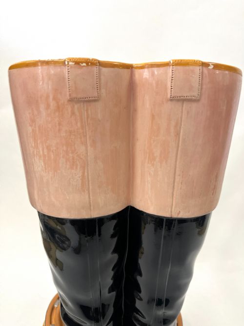 AN EXTREMELY RARE STAFFORDSHIRE STICKSTAND CIRCA 186070 - ADDITIONAL PHOTO 9