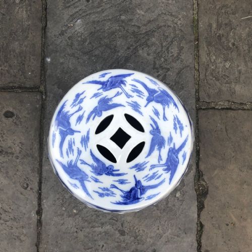 GORGEOUS FLOWBLUE MINTON GARDEN SEAT 1870 - ADDITIONAL PHOTO 4