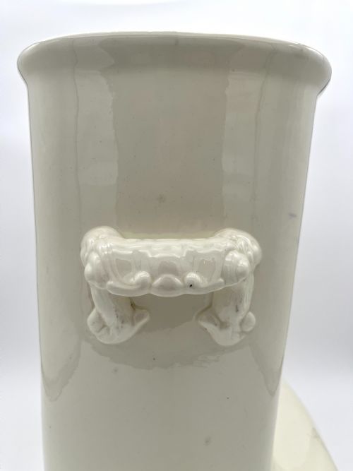 A VERY RARE CREAMWARE KNEE BATH FROM 1820 - ADDITIONAL PHOTO 3