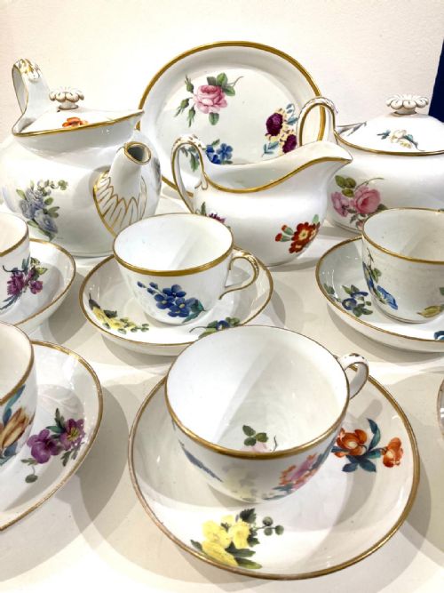 RARE 1815 WEDGWOOD PORCELAIN TEA SET - ADDITIONAL PHOTO 1