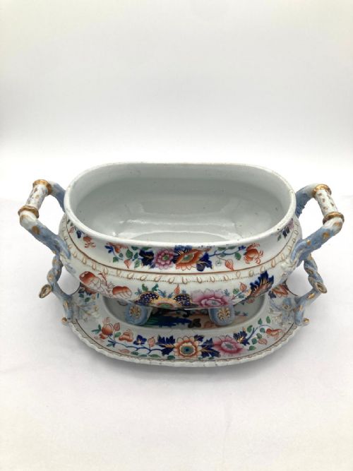 A BEAUTIFUL HICKS AND MEIGH DINNER SERVICE CIRCA 1820 - ADDITIONAL PHOTO 2