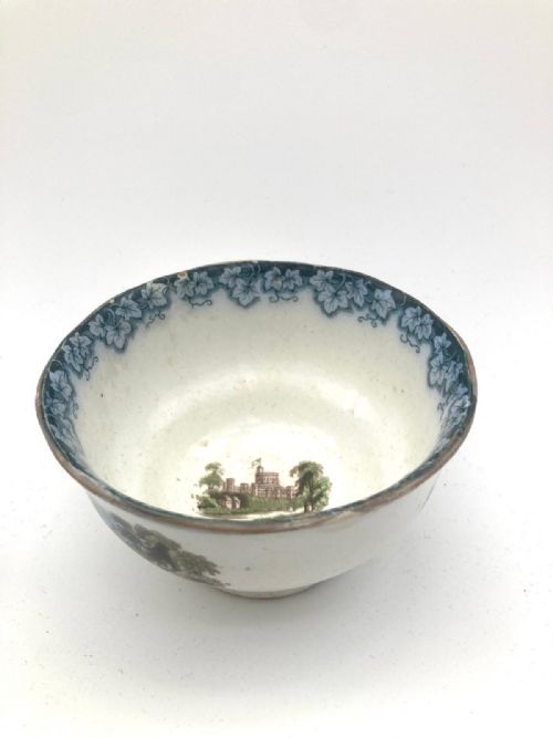 AN EXTREMELY RARE PRATTWARE CHILD'S SET IN FLOWBLUE WITH QUEEN VICTORIA CIRCA 1850 - ADDITIONAL PHOTO 6