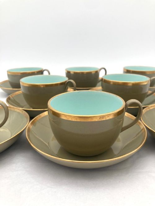 a marvellous set of eight 1820's wedgwood drabware teacups and saucers - CATEGORY: ANTIQUE CUPS - DATED 19TH CENTURY