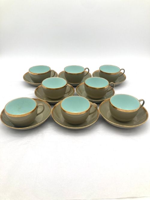A MARVELLOUS SET OF EIGHT 1820'S WEDGWOOD DRABWARE TEACUPS AND SAUCERS - ADDITIONAL PHOTO 1