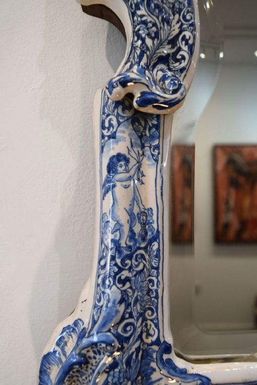 A RARE AND MAGNIFICENT 19TH C DUTCH DELFT DRESSING TABLE MIRROR ON A WOODEN BACKING - ADDITIONAL PHOTO 7