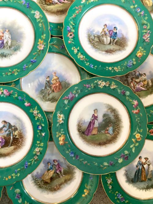 A WONDERFUL COLLECTION OF TWENTYSEVEN FRENCH LIMOGES DESSERT PLATES CIRCA 1840 - ADDITIONAL PHOTO 2