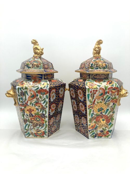 A SENSATIONAL PAIR OF MASON'S IRONSTONE TEMPLE JARS 1820 - ADDITIONAL PHOTO 4